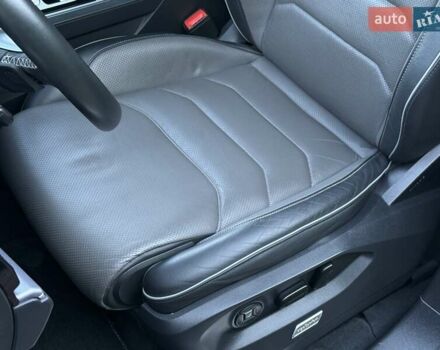 Черный Фольксваген Туарег, объемом двигателя 2.97 л и пробегом 79 тыс. км за 59400 $, фото 18 на Automoto.ua