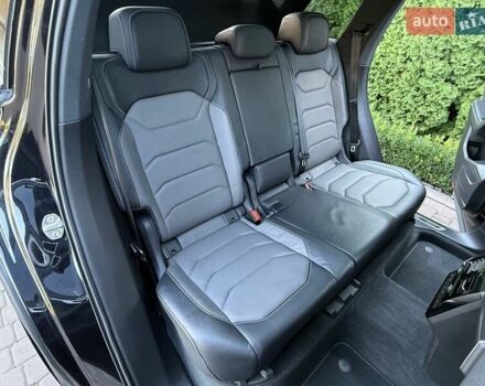 Черный Фольксваген Туарег, объемом двигателя 2.97 л и пробегом 79 тыс. км за 59400 $, фото 36 на Automoto.ua