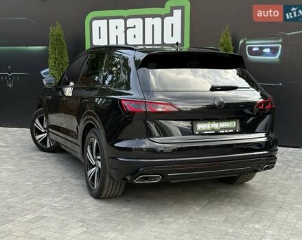 Черный Фольксваген Туарег, объемом двигателя 2.97 л и пробегом 138 тыс. км за 56800 $, фото 27 на Automoto.ua