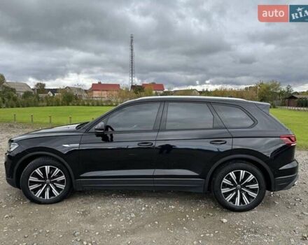 Фольксваген Туарег 2020 у Борисполе на Automoto.ua Чорний Фольксваген Туарег, об'ємом двигуна 3 л та пробігом 193 тис. км за 39900 $, фото 2 на Automoto.ua
