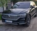 Фольксваген Туарег 2020 у Ахтырке на Automoto.ua Чорний Фольксваген Туарег, об'ємом двигуна 2.97 л та пробігом 150 тис. км за 52700 $, фото 14 на Automoto.ua