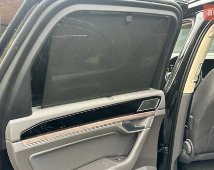 Чорний Фольксваген Туарег, об'ємом двигуна 3 л та пробігом 145 тис. км за 49990 $, фото 18 на Automoto.ua