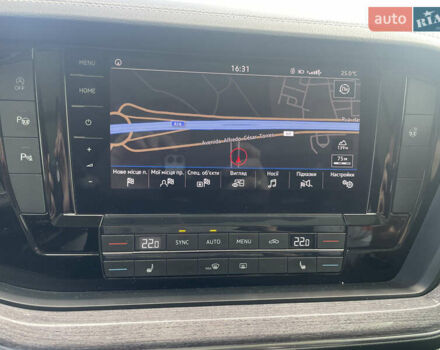 Черный Фольксваген Туарег, объемом двигателя 2.99 л и пробегом 100 тыс. км за 48000 $, фото 11 на Automoto.ua