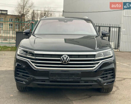 Черный Фольксваген Туарег, объемом двигателя 2.99 л и пробегом 180 тыс. км за 31700 $, фото 4 на Automoto.ua