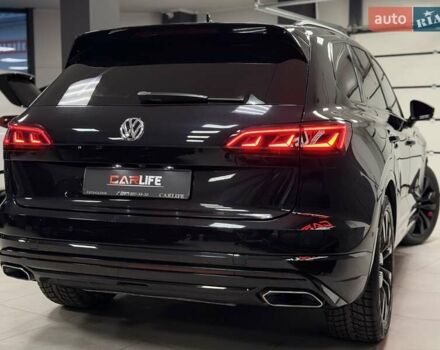 Чорний Фольксваген Туарег, об'ємом двигуна 3.96 л та пробігом 138 тис. км за 64500 $, фото 14 на Automoto.ua