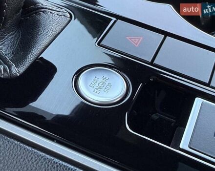 Черный Фольксваген Туарег, объемом двигателя 2.97 л и пробегом 79 тыс. км за 59400 $, фото 17 на Automoto.ua