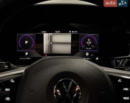 Чорний Фольксваген Туарег, об'ємом двигуна 3.96 л та пробігом 138 тис. км за 64500 $, фото 40 на Automoto.ua