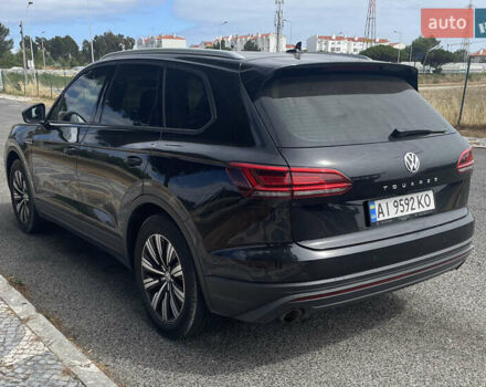 Черный Фольксваген Туарег, объемом двигателя 2.99 л и пробегом 100 тыс. км за 48000 $, фото 4 на Automoto.ua