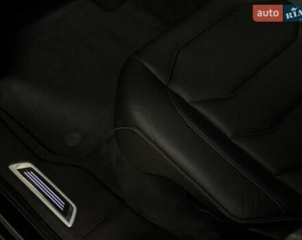 Чорний Фольксваген Туарег, об'ємом двигуна 3.96 л та пробігом 138 тис. км за 64500 $, фото 55 на Automoto.ua