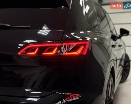 Чорний Фольксваген Туарег, об'ємом двигуна 3.96 л та пробігом 138 тис. км за 64500 $, фото 13 на Automoto.ua