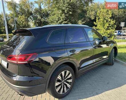 Черный Фольксваген Туарег, объемом двигателя 2.99 л и пробегом 200 тыс. км за 39990 $, фото 8 на Automoto.ua