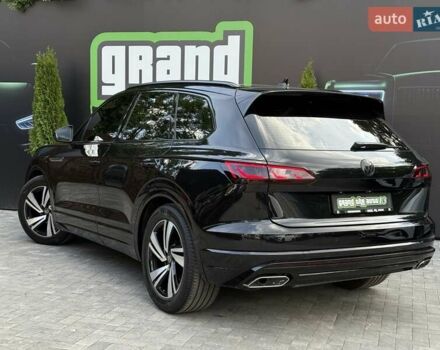 Черный Фольксваген Туарег, объемом двигателя 2.97 л и пробегом 138 тыс. км за 56800 $, фото 28 на Automoto.ua