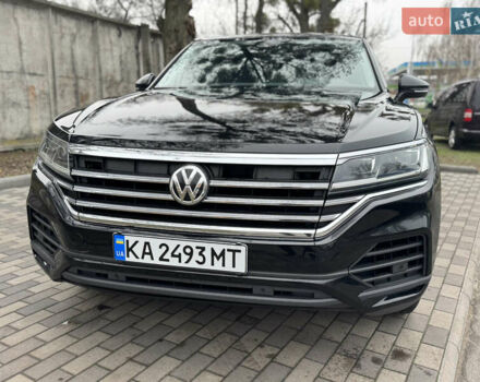 Чорний Фольксваген Туарег, об'ємом двигуна 2.97 л та пробігом 155 тис. км за 42900 $, фото 4 на Automoto.ua