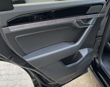 Черный Фольксваген Туарег, объемом двигателя 3 л и пробегом 80 тыс. км за 50000 $, фото 18 на Automoto.ua