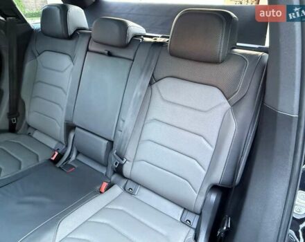 Черный Фольксваген Туарег, объемом двигателя 2.97 л и пробегом 79 тыс. км за 59400 $, фото 27 на Automoto.ua