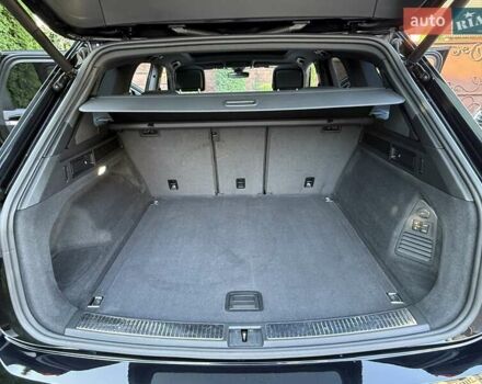 Черный Фольксваген Туарег, объемом двигателя 2.97 л и пробегом 79 тыс. км за 59400 $, фото 29 на Automoto.ua