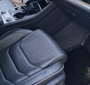 Фольксваген Туарег 2020 у Ахтырке на Automoto.ua Чорний Фольксваген Туарег, об'ємом двигуна 2.97 л та пробігом 150 тис. км за 52700 $, фото 40 на Automoto.ua