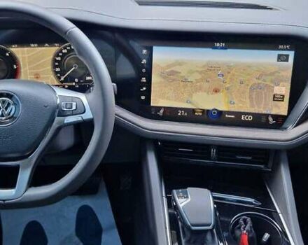 Черный Фольксваген Туарег, объемом двигателя 2.97 л и пробегом 66 тыс. км за 58800 $, фото 24 на Automoto.ua