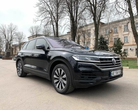 Черный Фольксваген Туарег, объемом двигателя 3 л и пробегом 138 тыс. км за 39999 $, фото 1 на Automoto.ua
