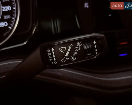 Черный Фольксваген Туарег, объемом двигателя 2.97 л и пробегом 100 тыс. км за 51999 $, фото 36 на Automoto.ua