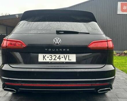 Чорний Фольксваген Туарег, об'ємом двигуна 3 л та пробігом 145 тис. км за 49990 $, фото 3 на Automoto.ua