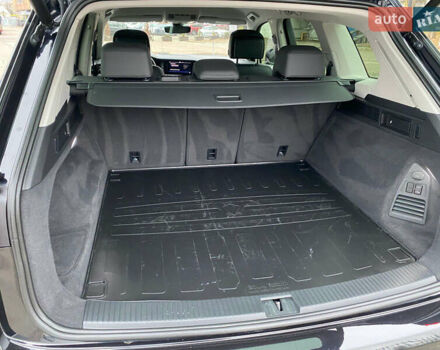 Черный Фольксваген Туарег, объемом двигателя 2.99 л и пробегом 180 тыс. км за 31700 $, фото 17 на Automoto.ua