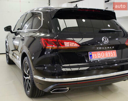 Черный Фольксваген Туарег, объемом двигателя 2.97 л и пробегом 95 тыс. км за 60000 $, фото 17 на Automoto.ua