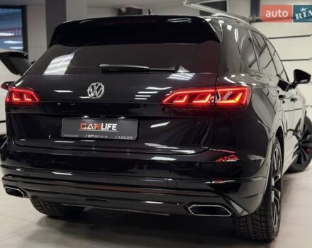 Чорний Фольксваген Туарег, об'ємом двигуна 3.96 л та пробігом 138 тис. км за 64500 $, фото 15 на Automoto.ua