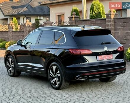 Черный Фольксваген Туарег, объемом двигателя 2.97 л и пробегом 79 тыс. км за 59400 $, фото 97 на Automoto.ua