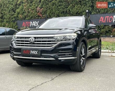 Чорний Фольксваген Туарег, об'ємом двигуна 3 л та пробігом 88 тис. км за 53500 $, фото 4 на Automoto.ua