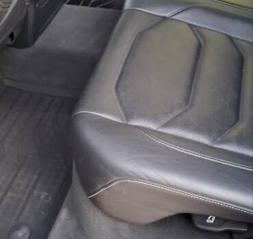 Фольксваген Туарег 2020 у Ахтырке на Automoto.ua Чорний Фольксваген Туарег, об'ємом двигуна 2.97 л та пробігом 150 тис. км за 52700 $, фото 46 на Automoto.ua