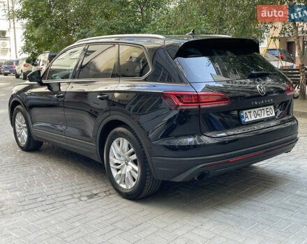 Черный Фольксваген Туарег, объемом двигателя 3 л и пробегом 80 тыс. км за 50000 $, фото 6 на Automoto.ua