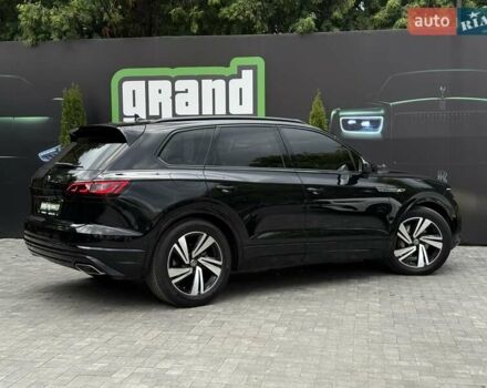 Черный Фольксваген Туарег, объемом двигателя 2.97 л и пробегом 138 тыс. км за 56800 $, фото 38 на Automoto.ua