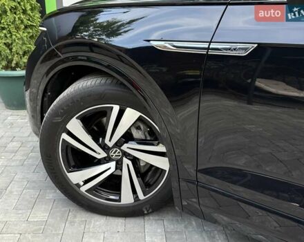 Черный Фольксваген Туарег, объемом двигателя 2.97 л и пробегом 138 тыс. км за 56800 $, фото 45 на Automoto.ua