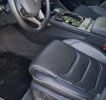 Фольксваген Туарег 2020 у Ахтырке на Automoto.ua Чорний Фольксваген Туарег, об'ємом двигуна 2.97 л та пробігом 150 тис. км за 52700 $, фото 57 на Automoto.ua