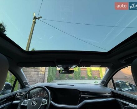 Черный Фольксваген Туарег, объемом двигателя 2.97 л и пробегом 79 тыс. км за 59400 $, фото 53 на Automoto.ua