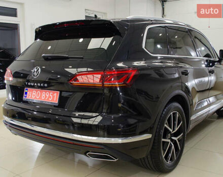 Черный Фольксваген Туарег, объемом двигателя 2.97 л и пробегом 95 тыс. км за 60000 $, фото 13 на Automoto.ua