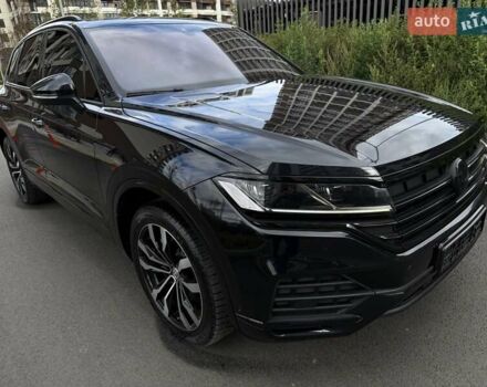 Черный Фольксваген Туарег, объемом двигателя 3 л и пробегом 101 тыс. км за 49200 $, фото 31 на Automoto.ua