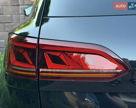 Черный Фольксваген Туарег, объемом двигателя 2.97 л и пробегом 79 тыс. км за 59400 $, фото 66 на Automoto.ua