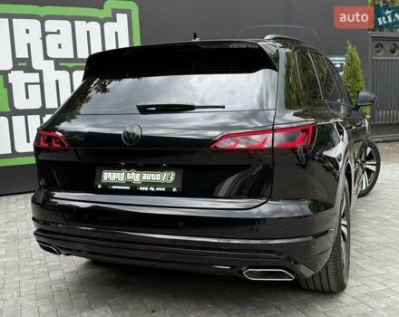 Черный Фольксваген Туарег, объемом двигателя 2.97 л и пробегом 138 тыс. км за 56800 $, фото 37 на Automoto.ua