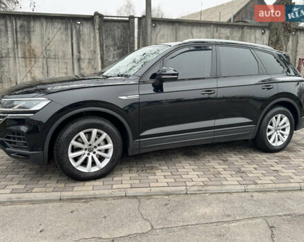 Чорний Фольксваген Туарег, об'ємом двигуна 2.97 л та пробігом 155 тис. км за 42900 $, фото 2 на Automoto.ua