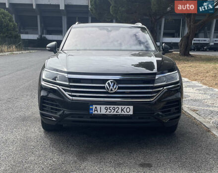 Черный Фольксваген Туарег, объемом двигателя 2.99 л и пробегом 100 тыс. км за 48000 $, фото 2 на Automoto.ua