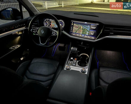 Чорний Фольксваген Туарег, об'ємом двигуна 2.97 л та пробігом 108 тис. км за 57800 $, фото 75 на Automoto.ua