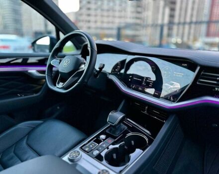 Черный Фольксваген Туарег, объемом двигателя 3 л и пробегом 74 тыс. км за 68700 $, фото 23 на Automoto.ua