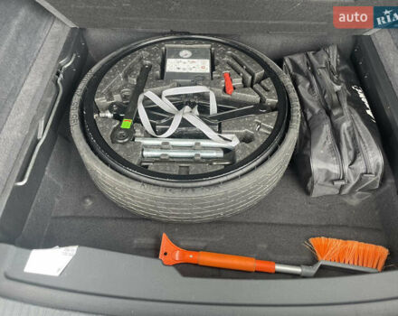 Черный Фольксваген Туарег, объемом двигателя 2.97 л и пробегом 121 тыс. км за 48500 $, фото 22 на Automoto.ua