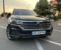 Черный Фольксваген Туарег, объемом двигателя 2.97 л и пробегом 90 тыс. км за 48700 $, фото 2 на Automoto.ua