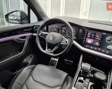 Чорний Фольксваген Туарег, об'ємом двигуна 2.97 л та пробігом 62 тис. км за 61200 $, фото 10 на Automoto.ua