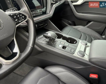 Черный Фольксваген Туарег, объемом двигателя 2.97 л и пробегом 133 тыс. км за 46900 $, фото 18 на Automoto.ua