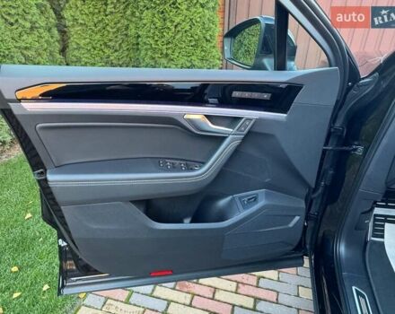 Чорний Фольксваген Туарег, об'ємом двигуна 2.97 л та пробігом 105 тис. км за 61500 $, фото 26 на Automoto.ua