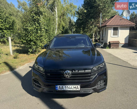 Черный Фольксваген Туарег, объемом двигателя 2.97 л и пробегом 148 тыс. км за 60500 $, фото 2 на Automoto.ua